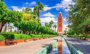 Dunes dorées du Sahara au départ de Marrakech, vue sur l'itinéraire du circuit désert.
